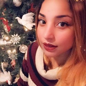 Meet your Posher, Alba